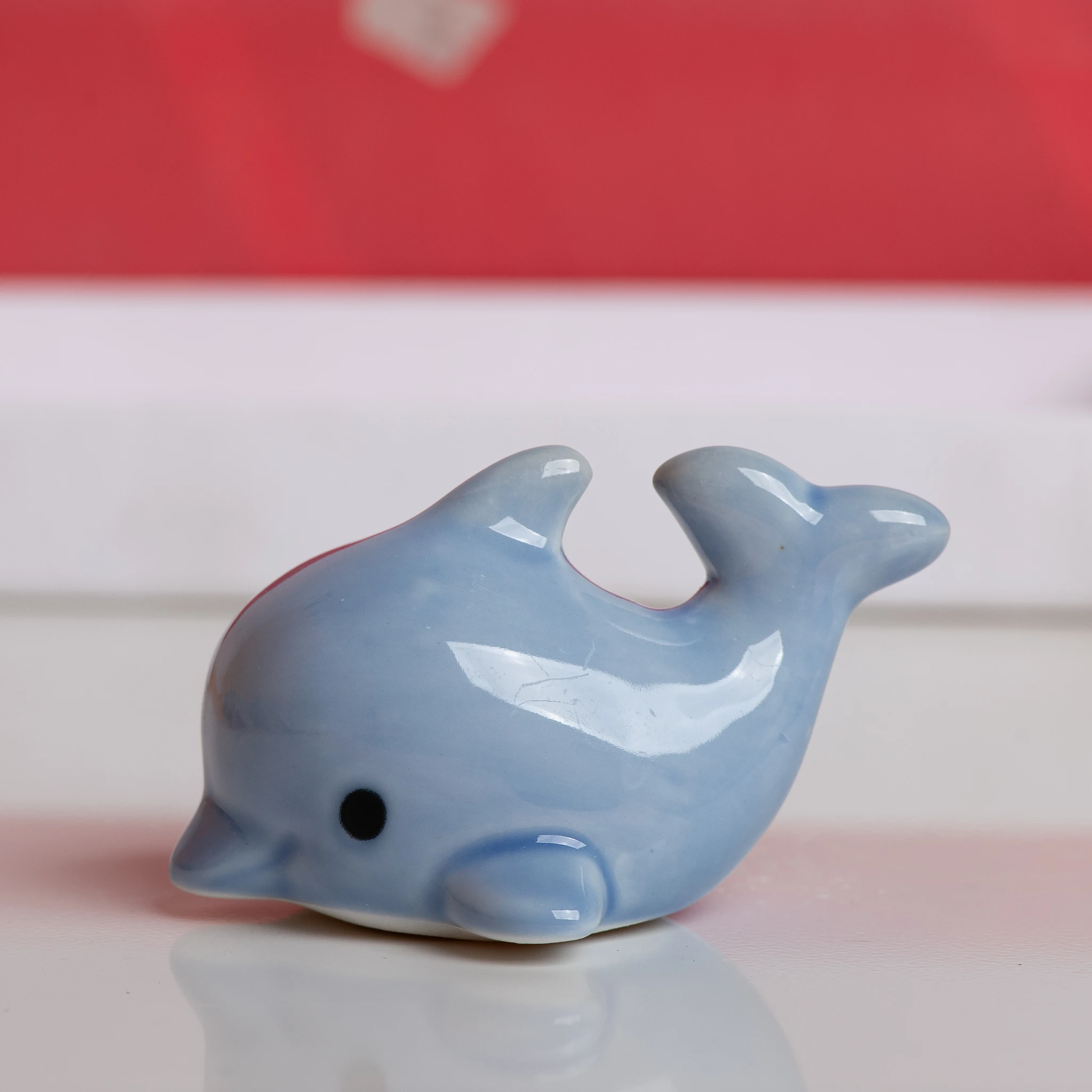 

Керамическая фигурка дельфина, украшение для рабочего стола ручной работы, украшение в виде дельфина, настольный аксессуар для домашнего офиса и идеи подарков