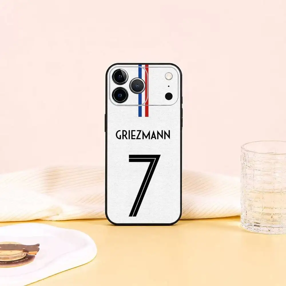 Фото Чехол для телефона с изображением футболиста Антуана Гризманна для iPhone 17, 16, 15, 14, 13, 12, 11 Plus, Pro Max, XS, мягкий силиконовый черный чехол №5