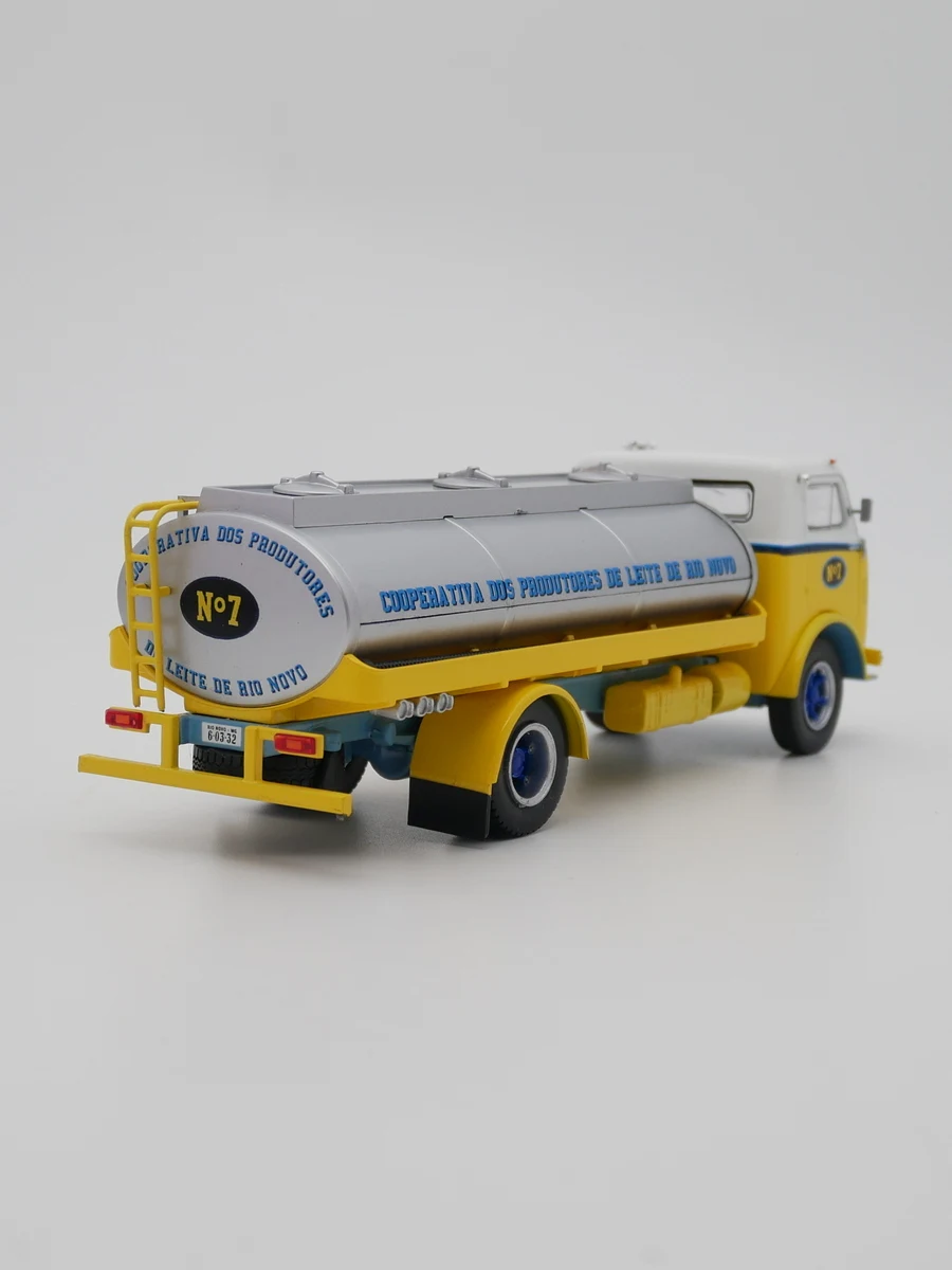 Ixo 1/43 грузовик FNM D11000 литая модель автомобиля металлический игрушечный