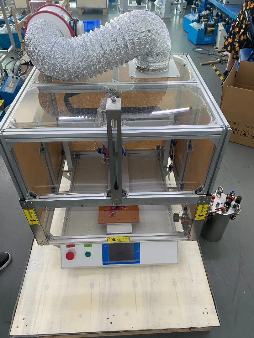 Автоматическая машина для нанесения клея на печатную плату