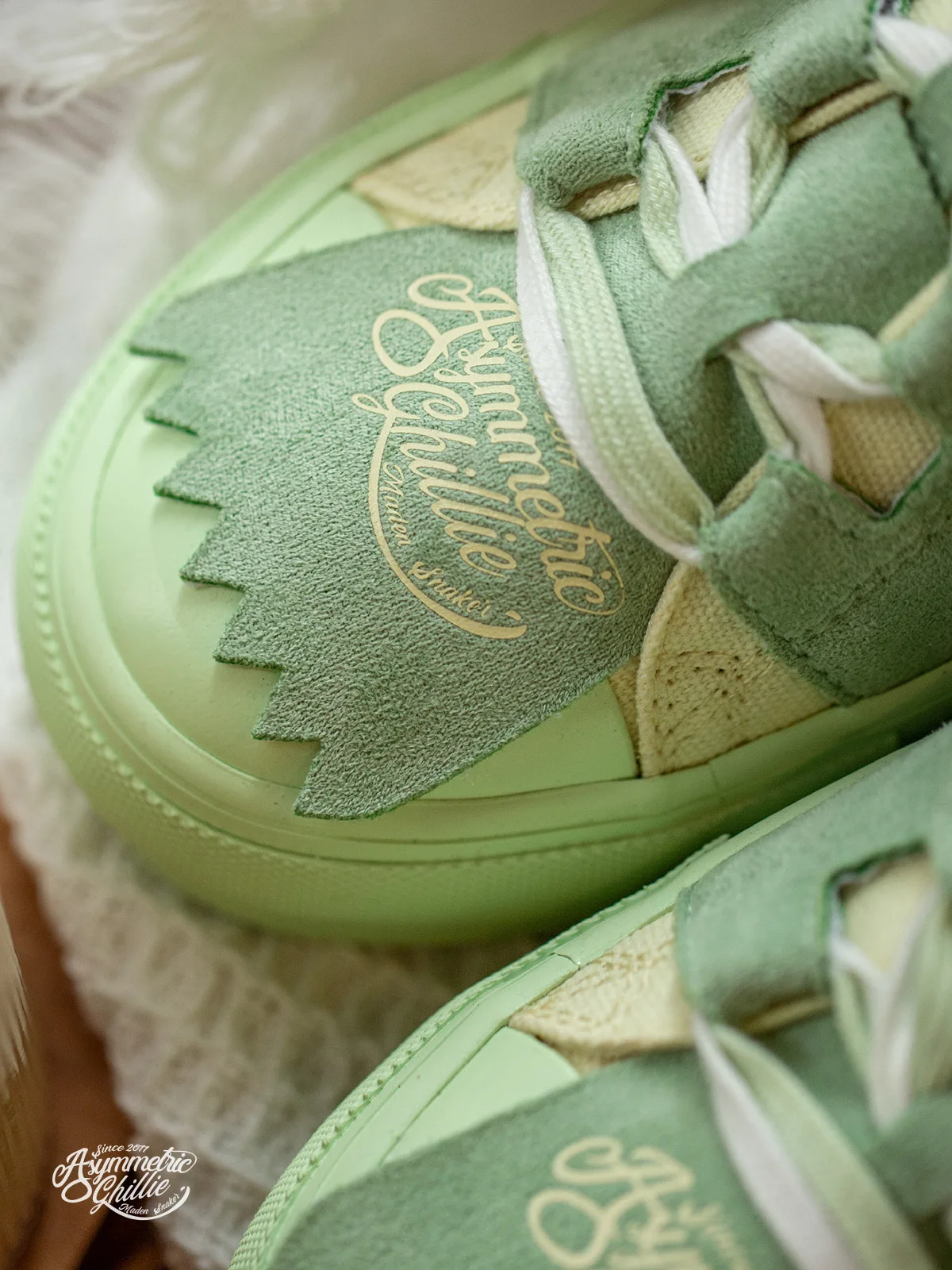 Maden 2023 Spring New Platform Skateboard Shoes for Women Low Top Trendy Casual Sport Shoes Lace-Up Walking Flat Canvas Sneakers