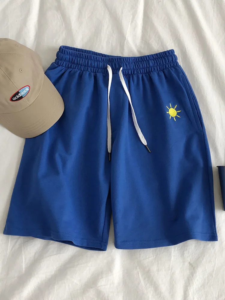

SYUHGFA Pure Cotton Women Embroidery Shorts 2022 Summer New Sports Short Pants Female Loose Knee Length Trousers Elastic Waist