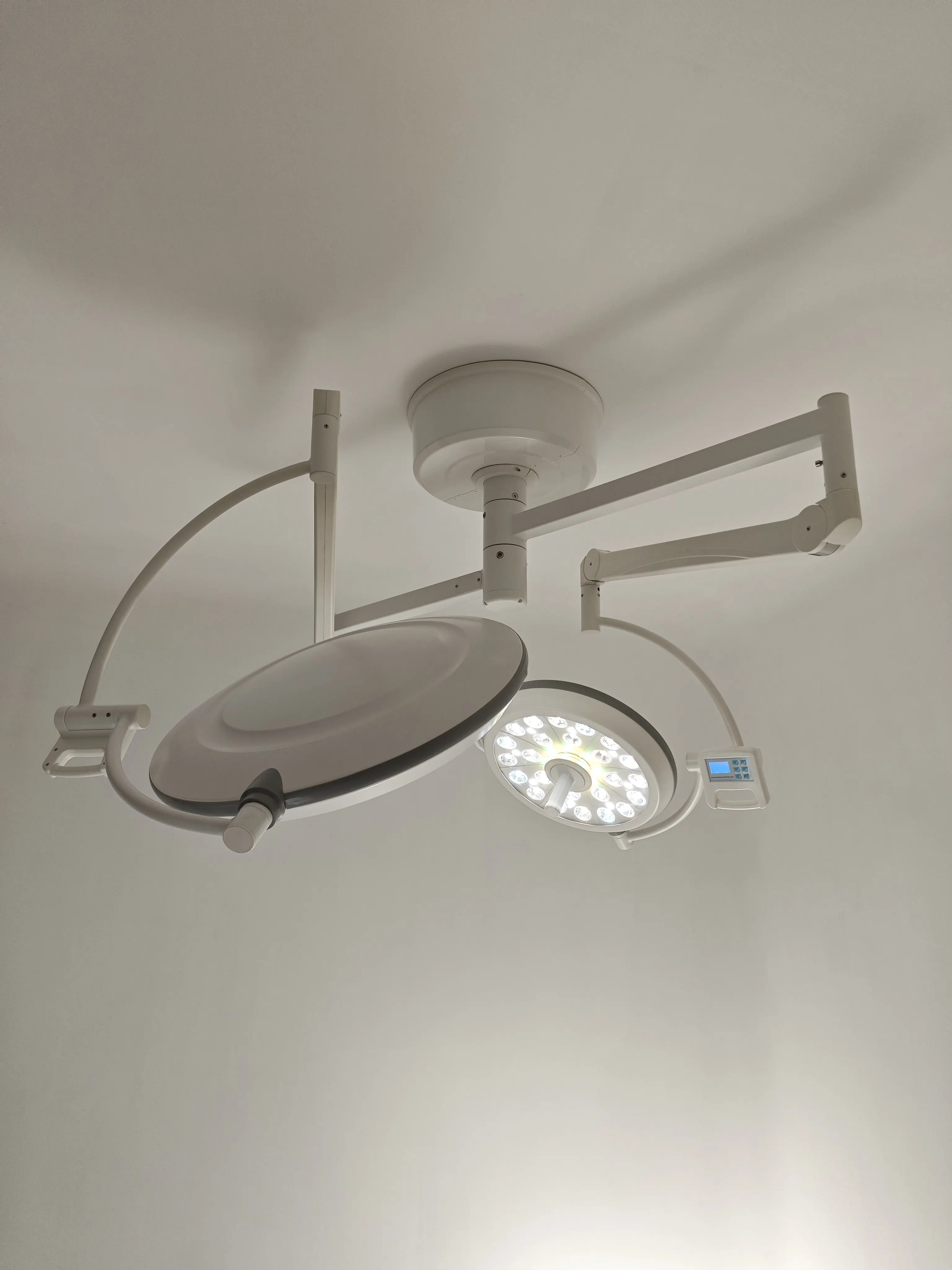 Бестеневая хирургическая медицинская лампа профессиональное специальное