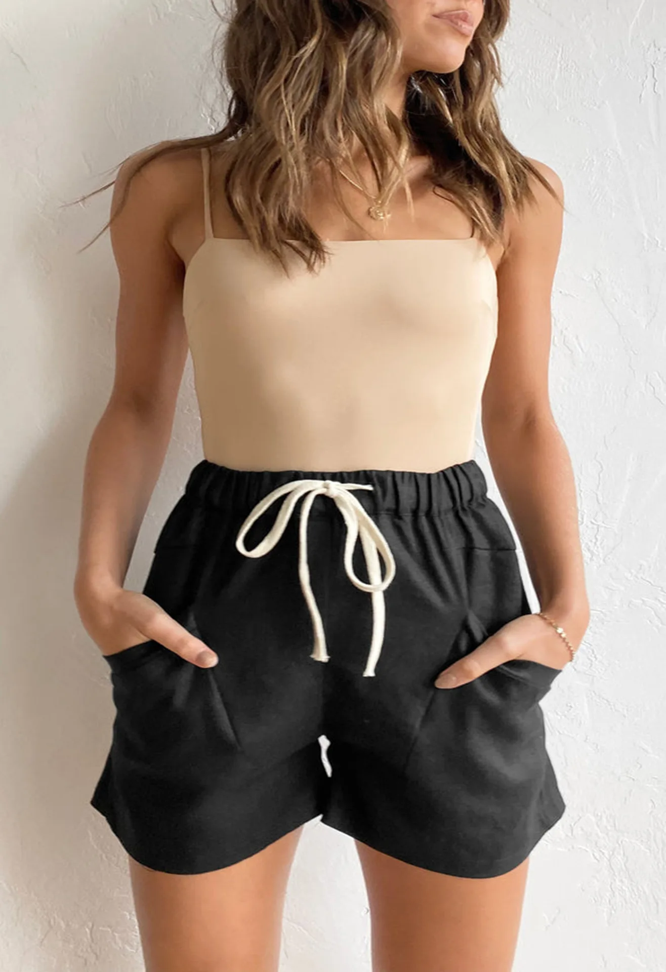 

2023 Summer Women's Pants High Waist Lace Up Elastic Short Black Pants Female New Fashion Trendy Casual Beach Ladies Clothes