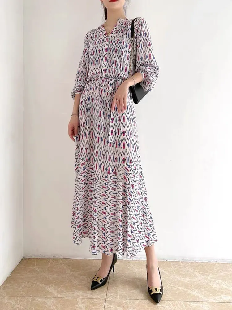 

2022 Spring and Summer New Long Sleeve V-neck Print Dress Women Midi Dress
