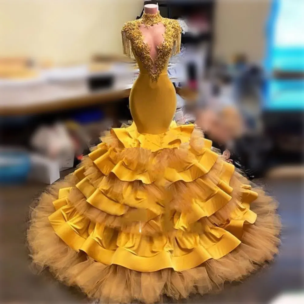 

Yellow Glitter Beadwork Evening Dresses Women 2024 Mermaid V Neck Sleeveless Formal Prom Ball Gowns Satin Gala Celebrity Robe