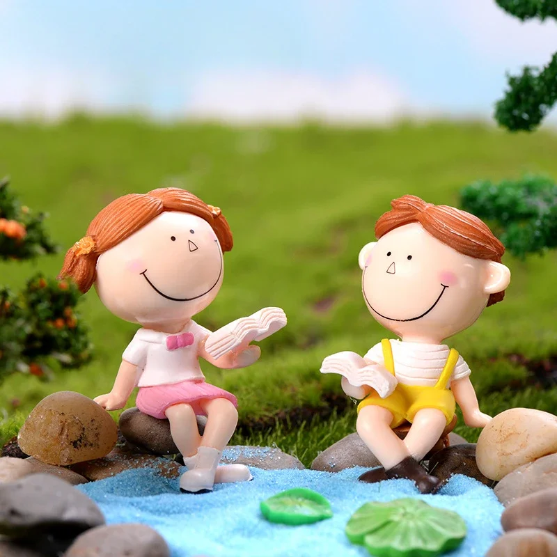 2 Pcs set Wholesale Happy Couple Doll Ornament, Men's and Women's Valentine's Day Gift Accessories PVC Plastic Ornament