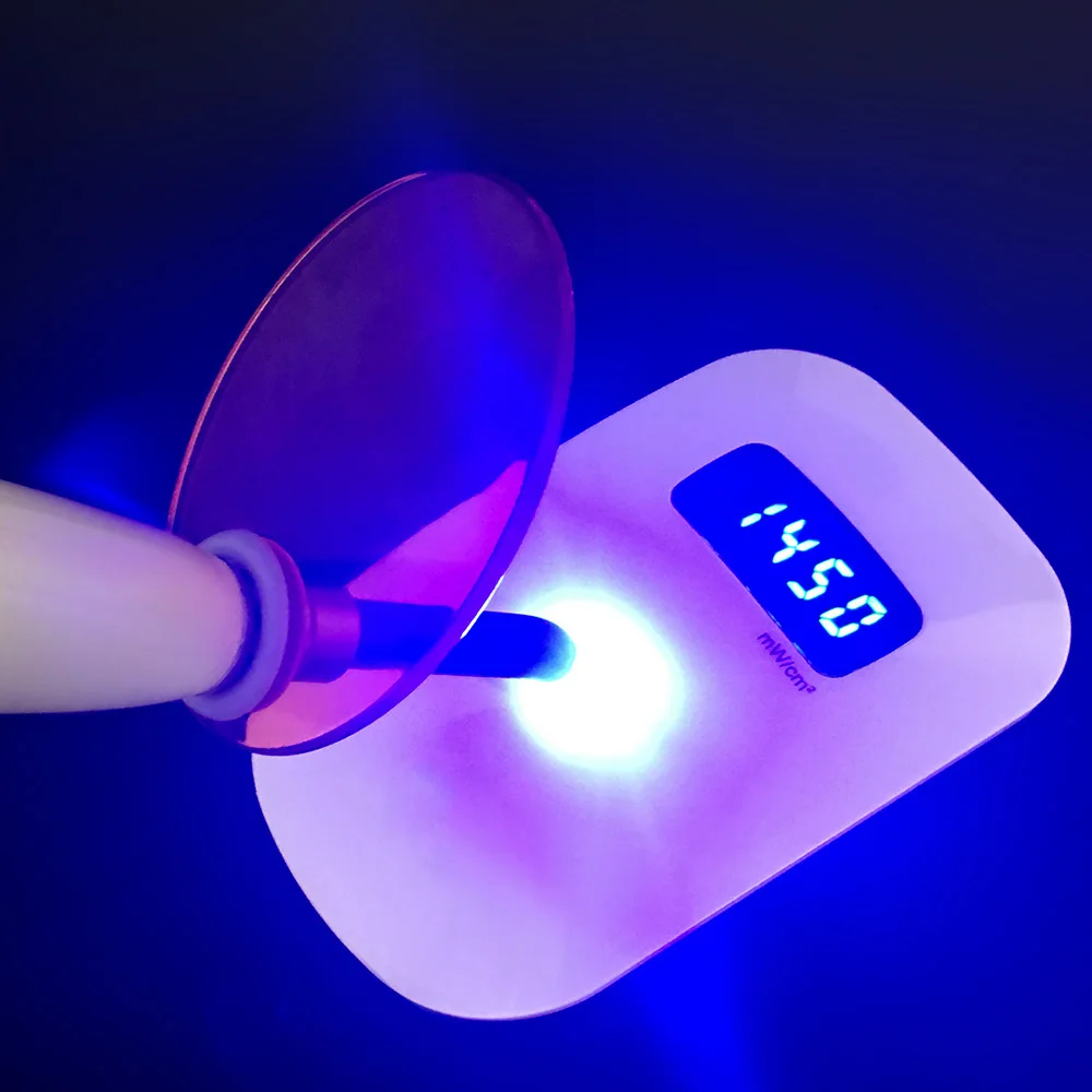 Рисунок 4 - Стоматологическая фотополимеризатор