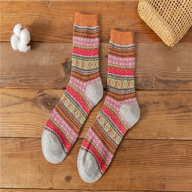 

Теплые женские носки, зимние толстые носки, цветные носки в стиле ретро, подарок на Рождество для женщин, модные полосатые носки, новинка 2021