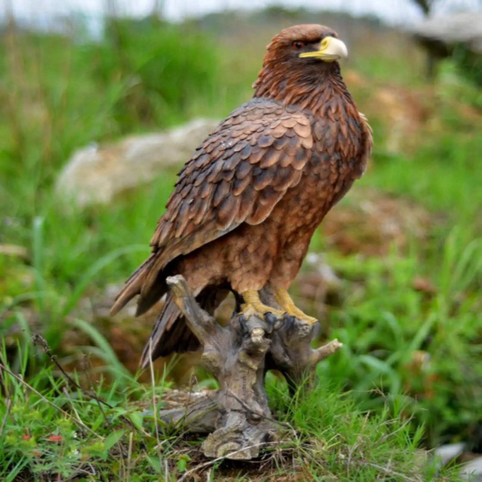 

HI-LINE GIFT LTD. GOLDEN EAGLE 14.00 X 11.50 X 26.75 Inches (L X W X H)