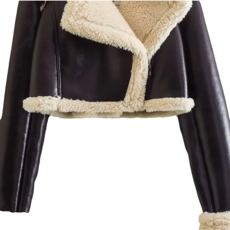 Рисунок 5 - Модная короткая куртка