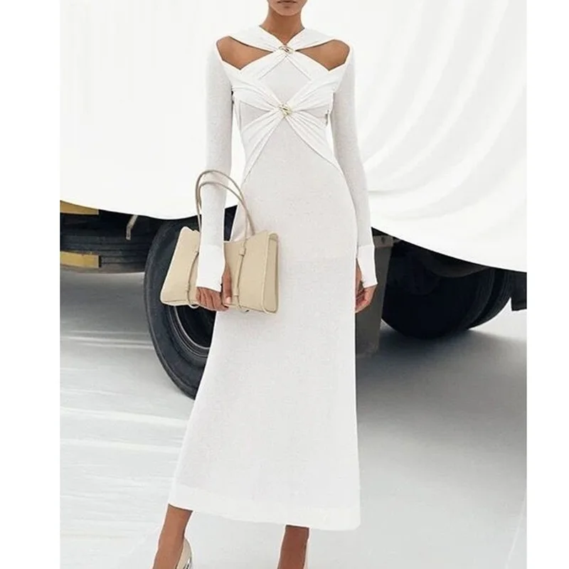 

Fashion Sexy Slim Strapless Bottoming Dresses Elegant Metal Button Knitted Long Sleeve Dress 23 Early Autumn New Women's Clothes