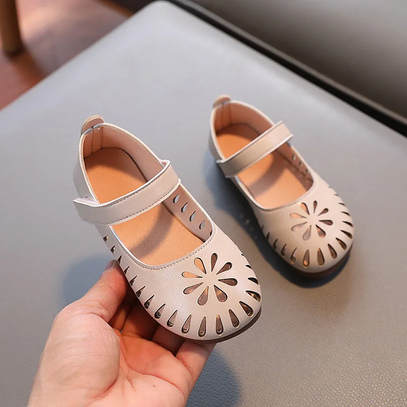 

Girls Casual Shoes Hollow Round-toe Korean Style Hollow Soft 2023 Kids Fashion Leather Shoes Summer New Breatheable Simple Flats