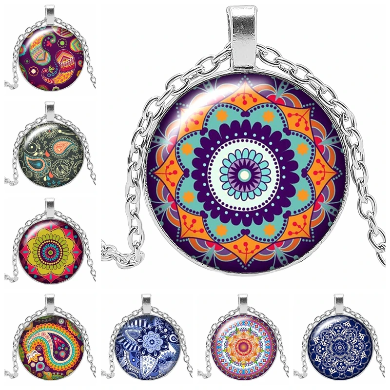 

Hot 2019 New Mandala Sacred Geometry Kaleidoscope Glass Cabochon Pendant Necklace Classic Clothing Necklace Accessories Jewelry