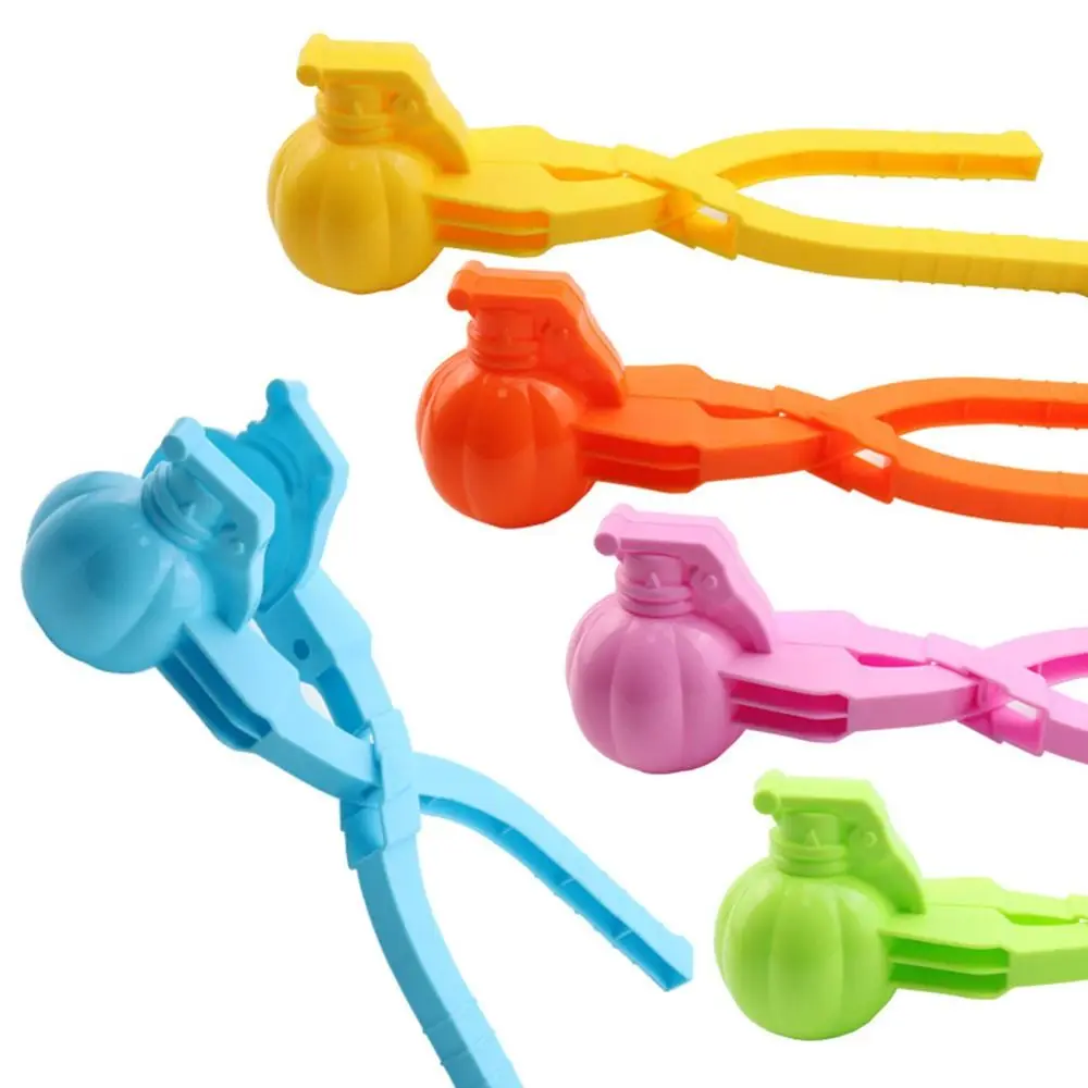 

2pcs Snowball Maker Clip For Kids Adult Heart Snowflake Pumpkin Shape Clip Tongs Outdoor Sand Snow Ball Mold Fight Sports Toys