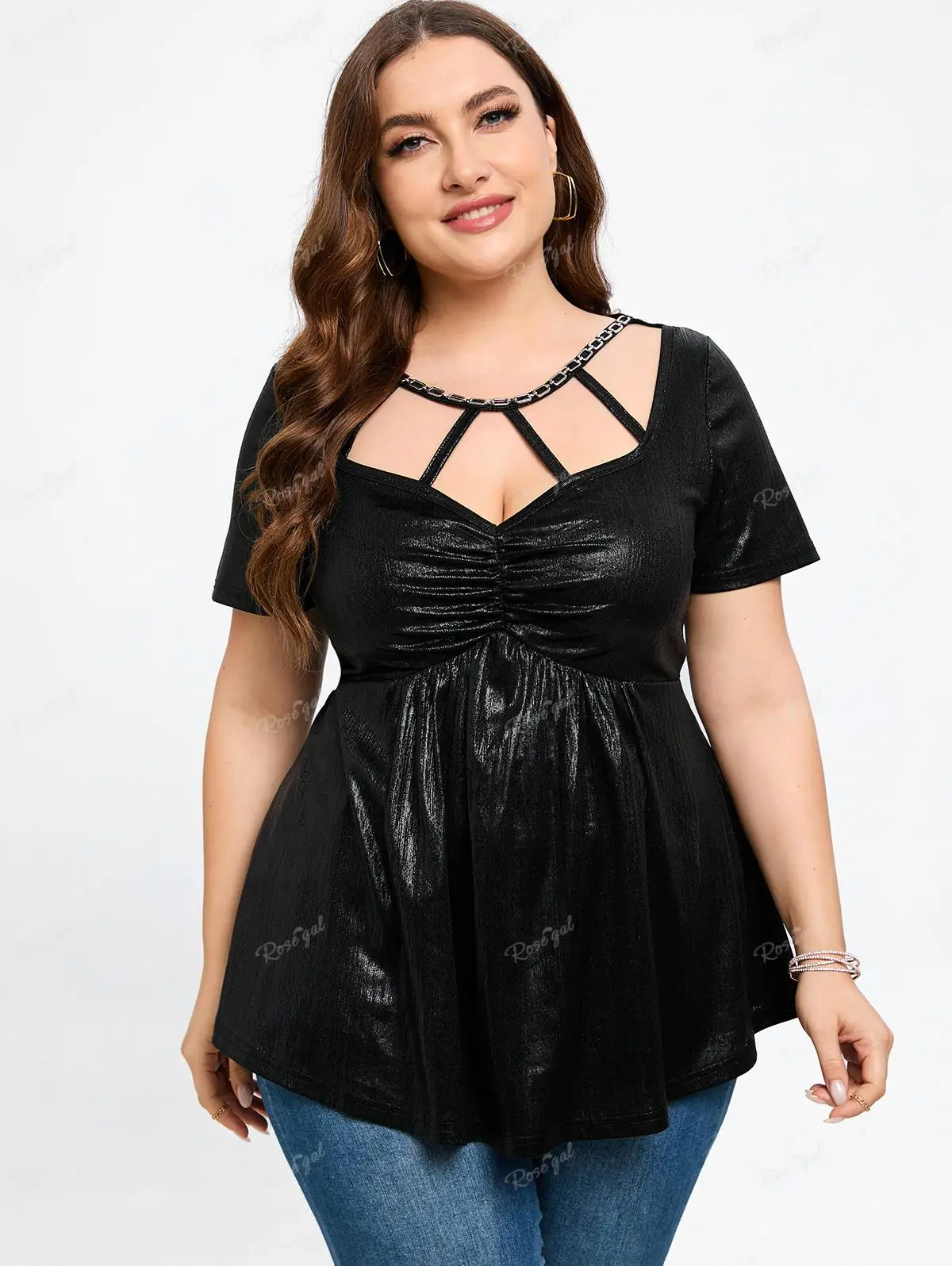 

ROSEGAL Plus Size Ruched Cutout Metal Tees Black Fashion Short Sleeves Tunic Tops For Women Streetwear T-shirts New Arrived 4XL