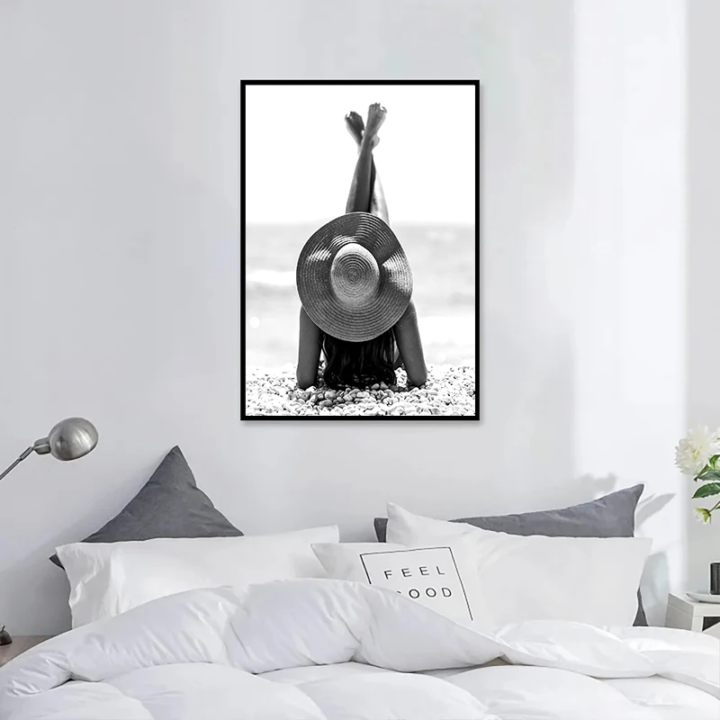 Плакаты и принты женские черно-белые для серфинга на холсте