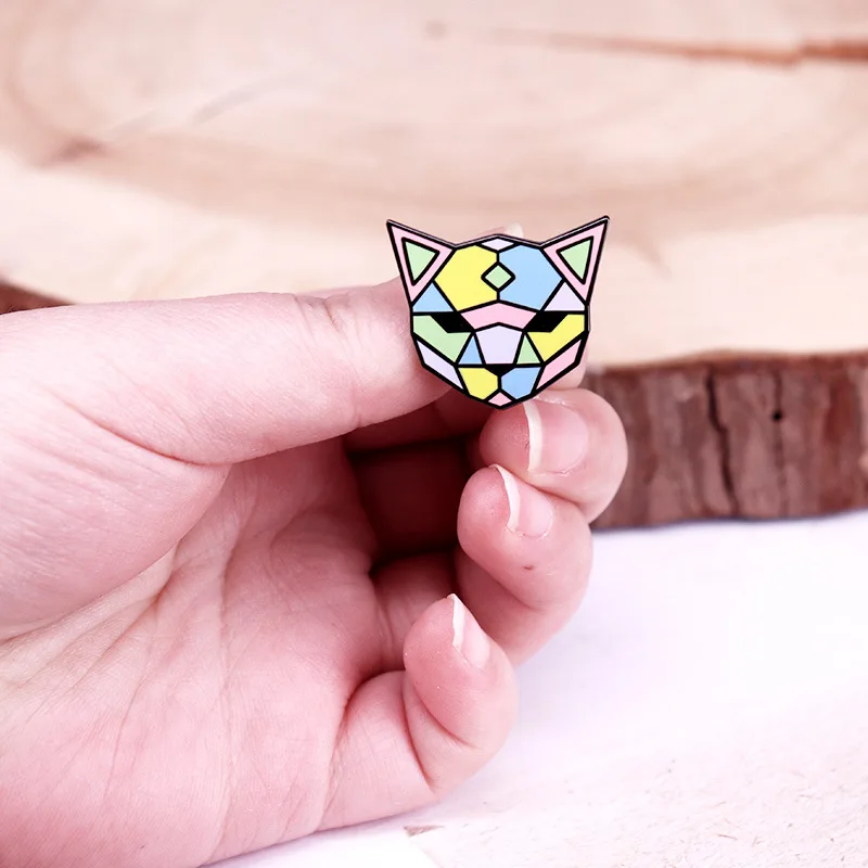 Милая эмблема кота креативная металлическая брошь с мультяшным животным модная