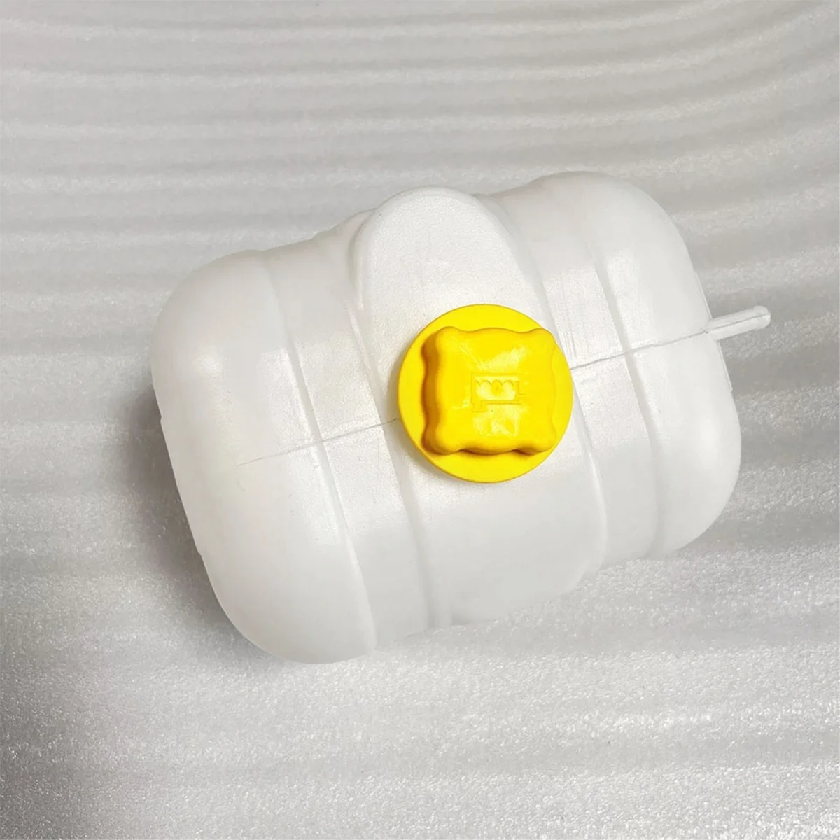 Вспомогательный резервуар для воды экскаватора 11110410 Volvo EC200B/210B/290B/240B/260B