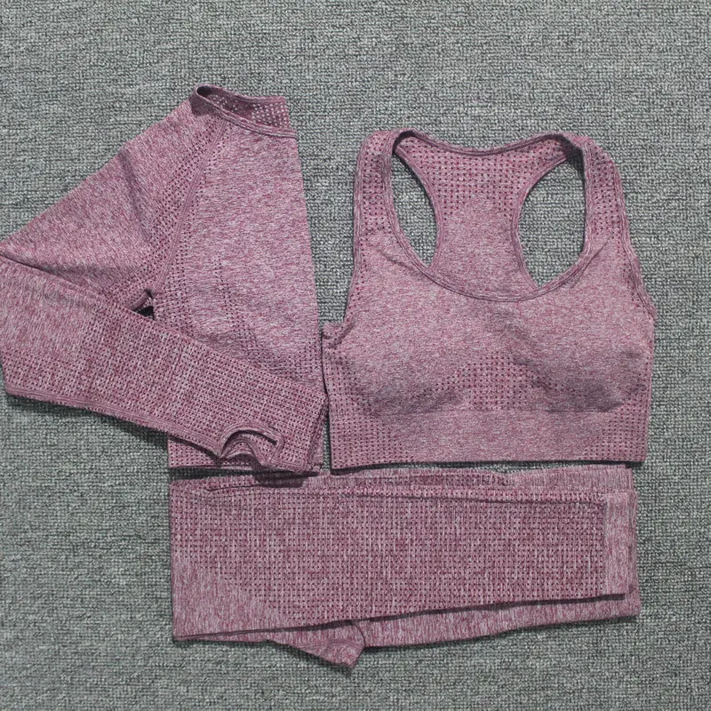Женский спортивный костюм для занятий йогой летний из бюстгальтера и топа с