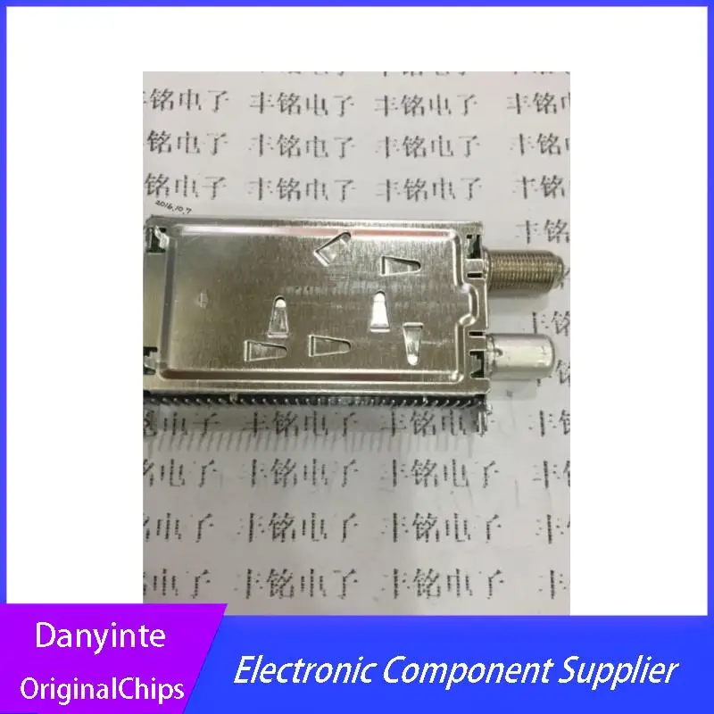

Фотовспышка с фотовспышкой диагональю 1ED5093 и экраном диагональю 1FA1282