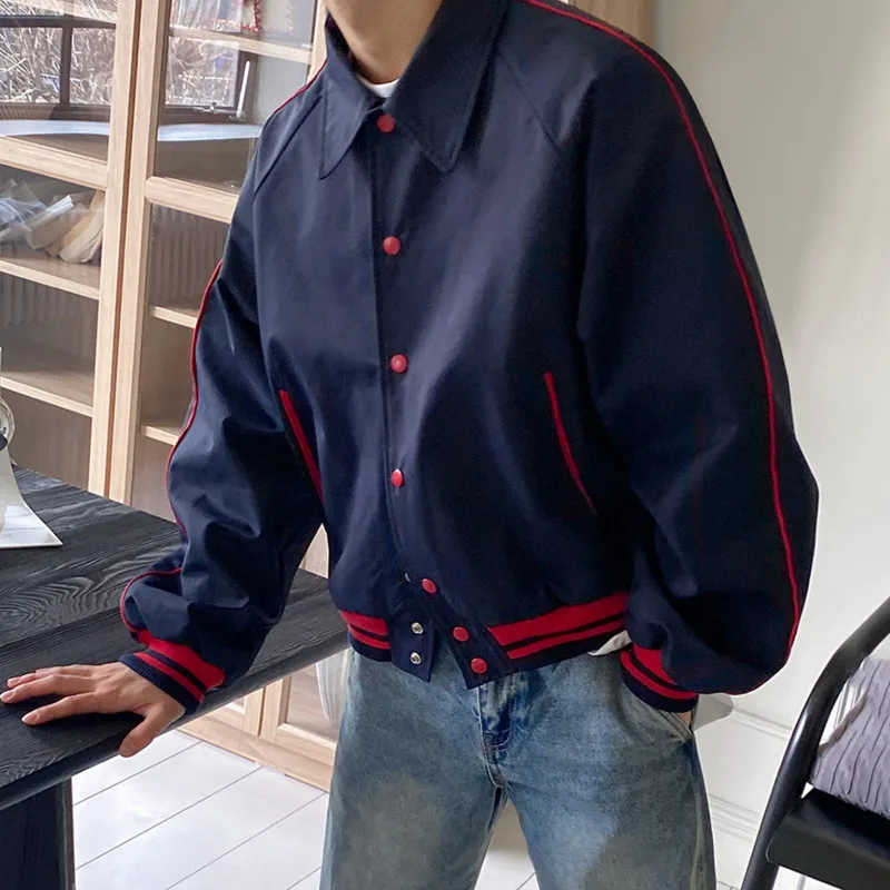 

SYUHGFA 2023 Autumn Men's Baseball Jackets Short Style Casual Loose Tops Contrast Color Turn Down Collar Male Coat