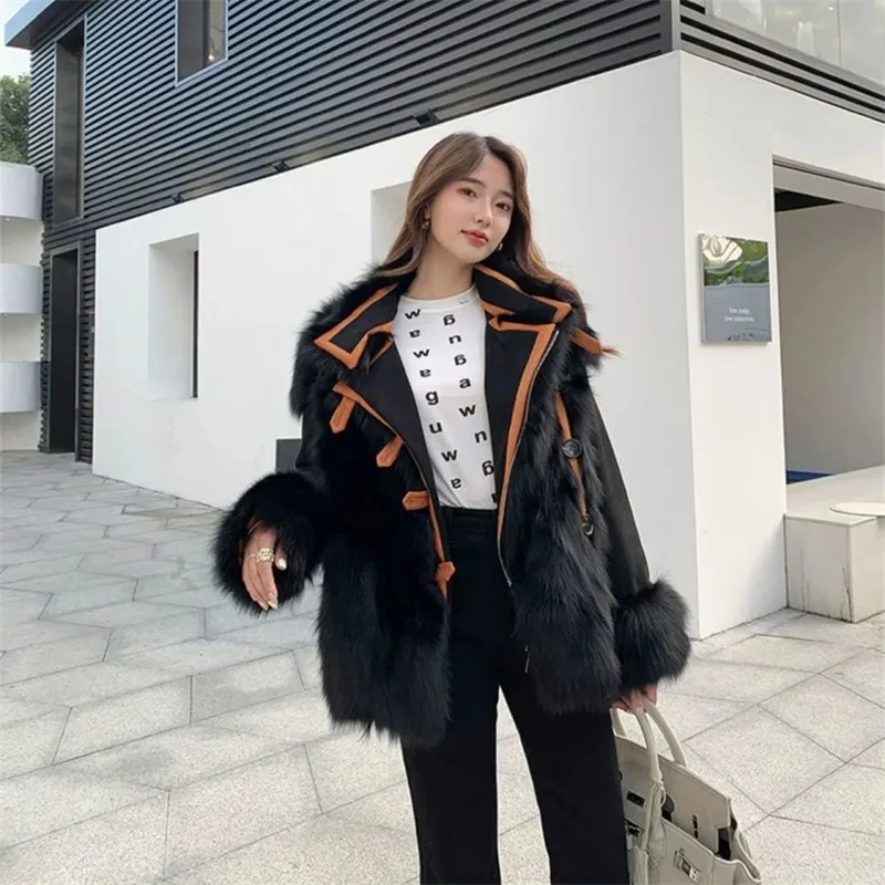 Женское пальто 2024 зимнее с лисьим мехом и травой женское средней длины