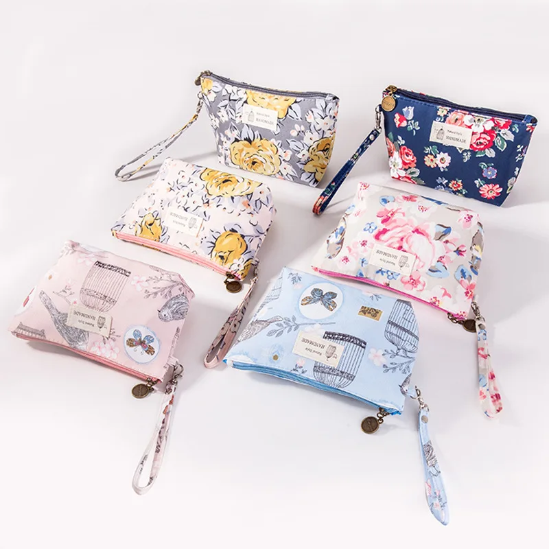 

Multi Purpose Zipper Cosmetic Bag Flower Pattern Bath Storage Large Capacity Waterproof Cloth Portable Makeup Bags For Women
