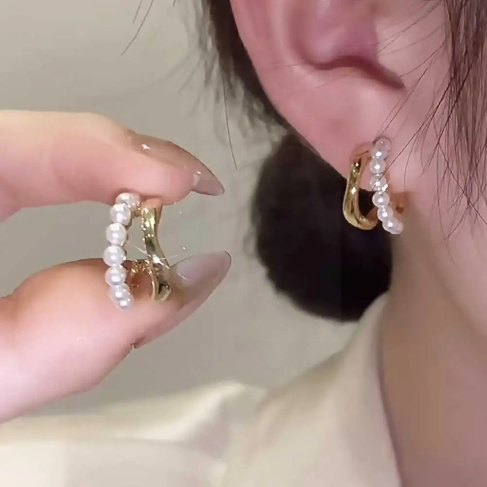 

2022 Design Sense Light Luxury Pearl Hoop Earrings For Women Korean Trendy High-end Spring Earrings Fashion Jewelry Gift T0z0