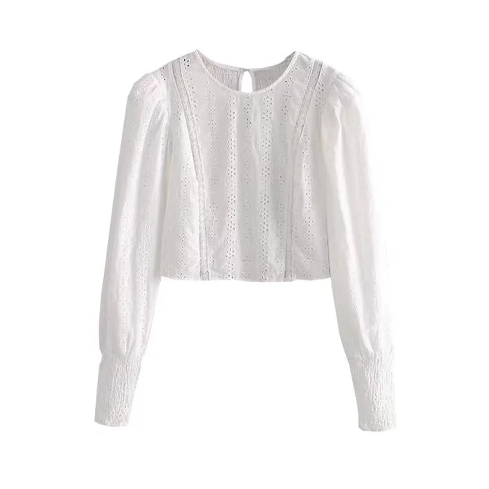 

Women's Clothing 2022 Spring and Autumn New Fashion Stitching Hollow Embroidery Shirt Casual Retro O-neck Female Chic Top Mujer