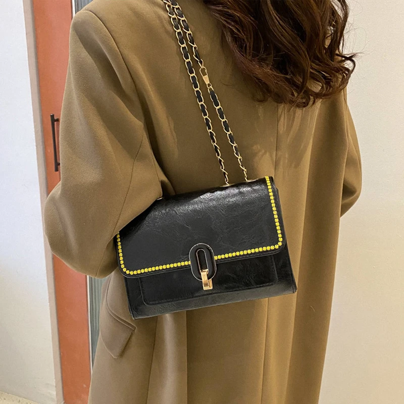 Vintage Pu Leather Women Shoulder Bag Casual Chain Strap Underarm Bag Fashion Lock Crossbody Bags Flap Ladies Handbag and Purse