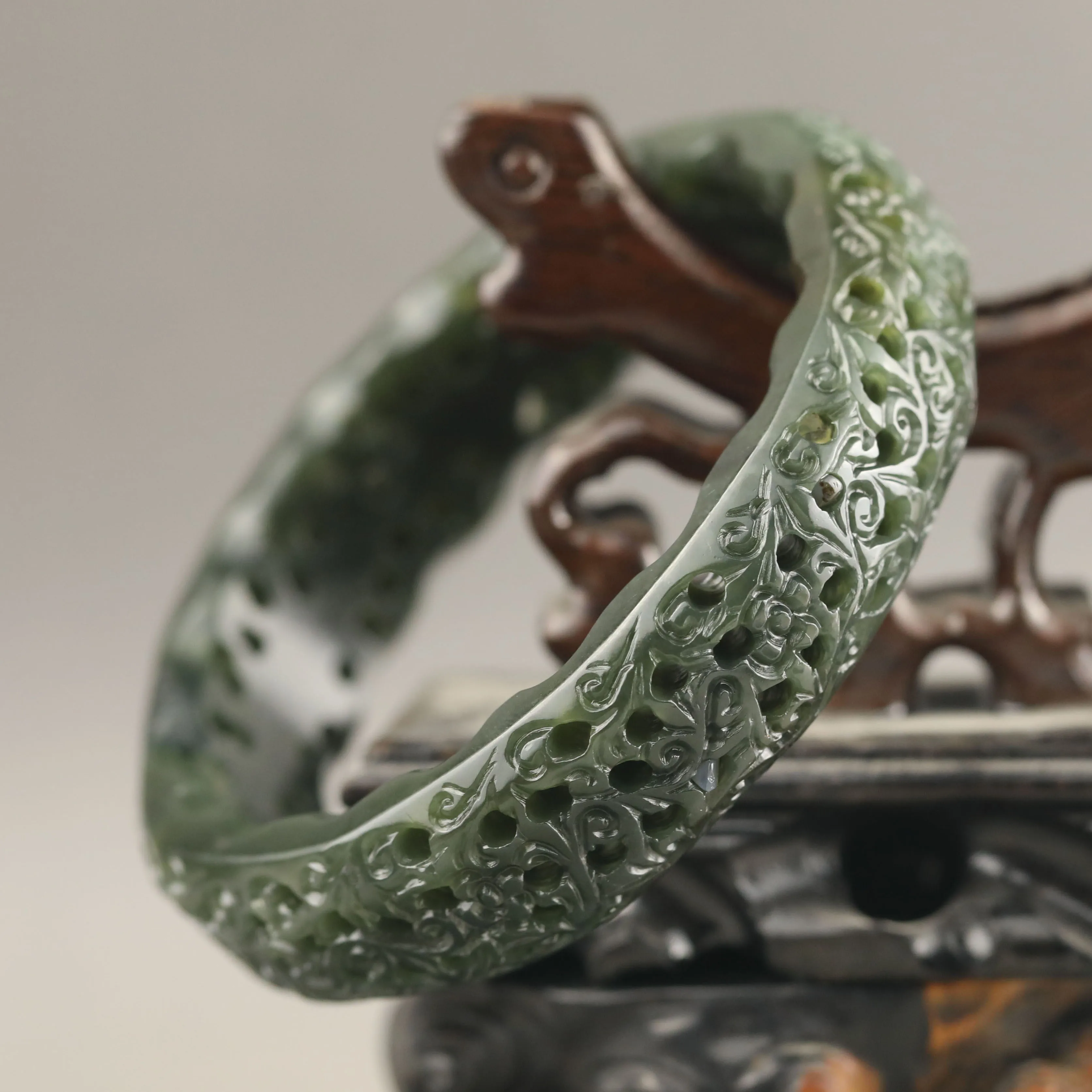 

Old China Natural hetian Jade Hand Carved hollowed out flower bangle bracelet #1