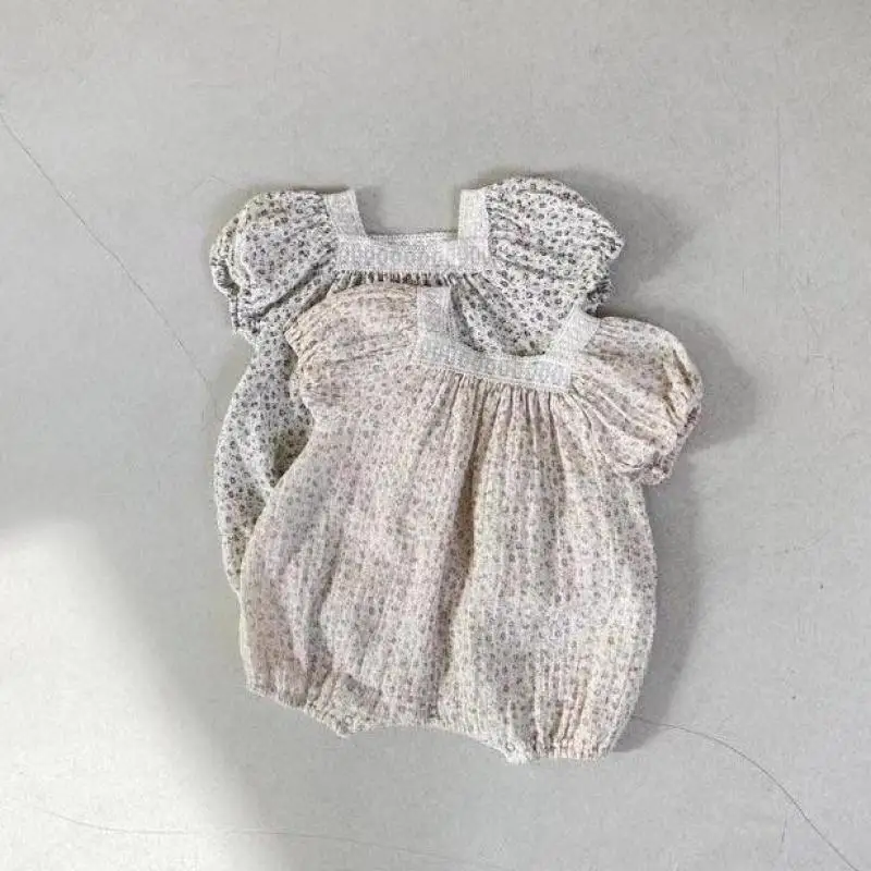 

Cute Newborn Baby Retro Floral Lace Collar Puff Sleeves Jumpsuit Infant Girls Thin Fashion Breathable Cotton Princess Bodysuit