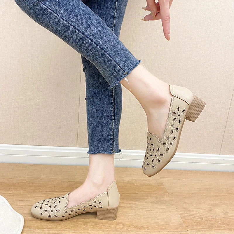 

Hollow Breathable Mid-Heel Women's Shoes Spring And Summer New Retro Square Toe All-Match Shallow Mouth Large Size Single Shoes