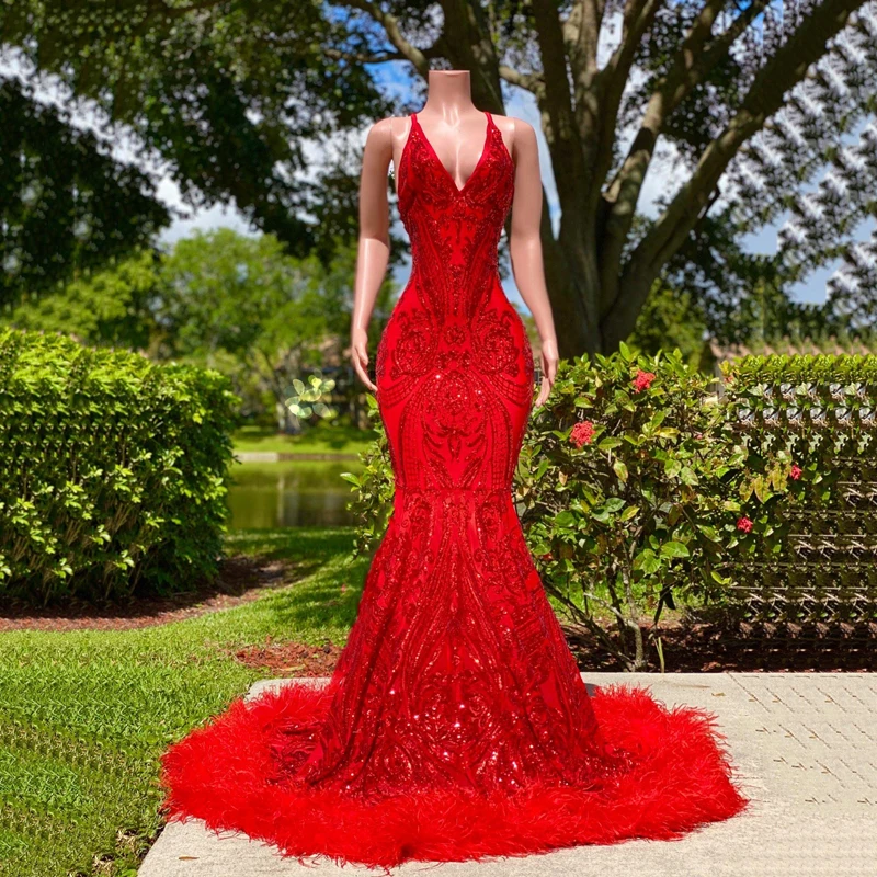 Купи Red prom dresses lace feather mermaid deep v neck court train long sparkly evening dresses gowns за 9,900 рублей в магазине AliExpress