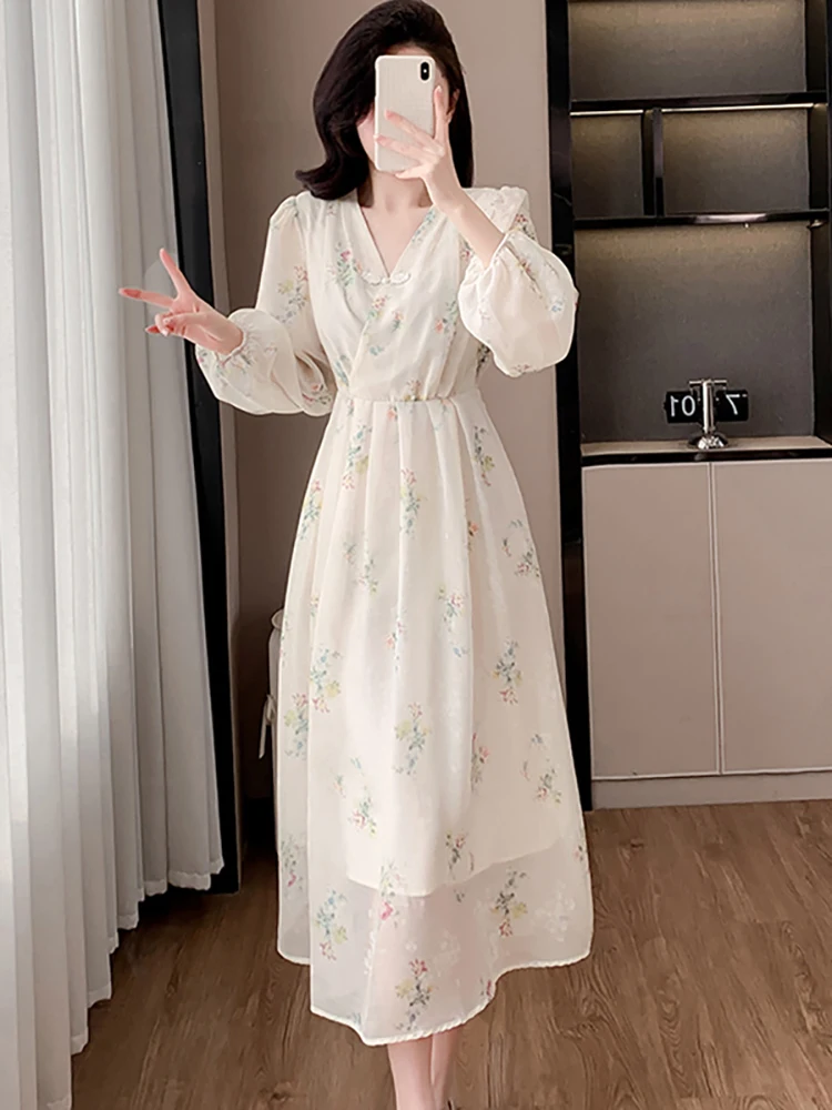 Весеннее белое шифоновое повседневное платье с цветочным принтом и длинным