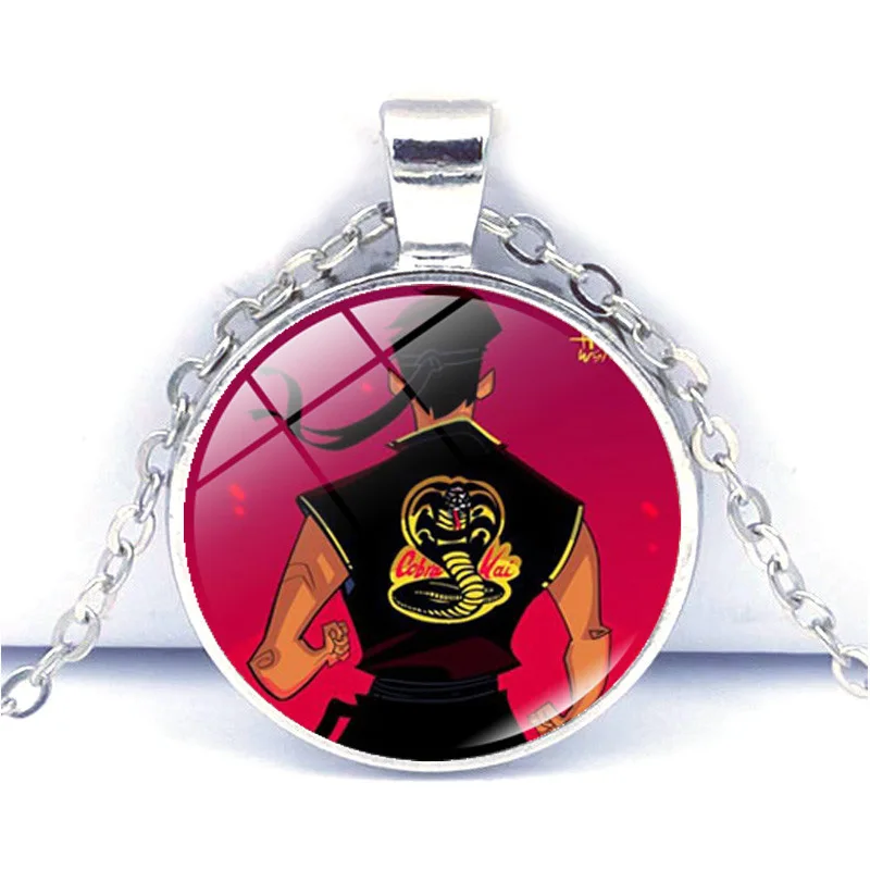 Ожерелье из драгоценных камней Кобра Кай времени серебряная металлическая