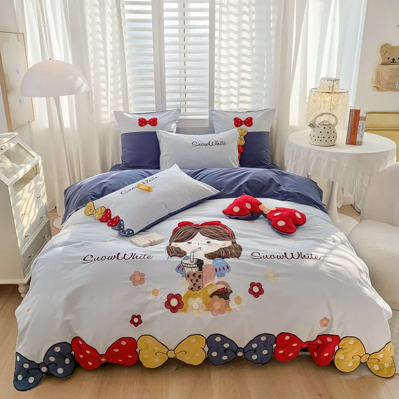 

Роскошный комплект постельного белья из чистого хлопка с вышивкой постельный комплект принцессы с волшебными оборками Королевский размер ...