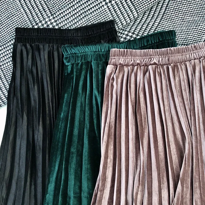 

2021 Autumn and Winter New Velvet Pleated Skirts Gold Metallic Color Large Skirt Fashion Women Skirts Womens Long Skirt 3 Color