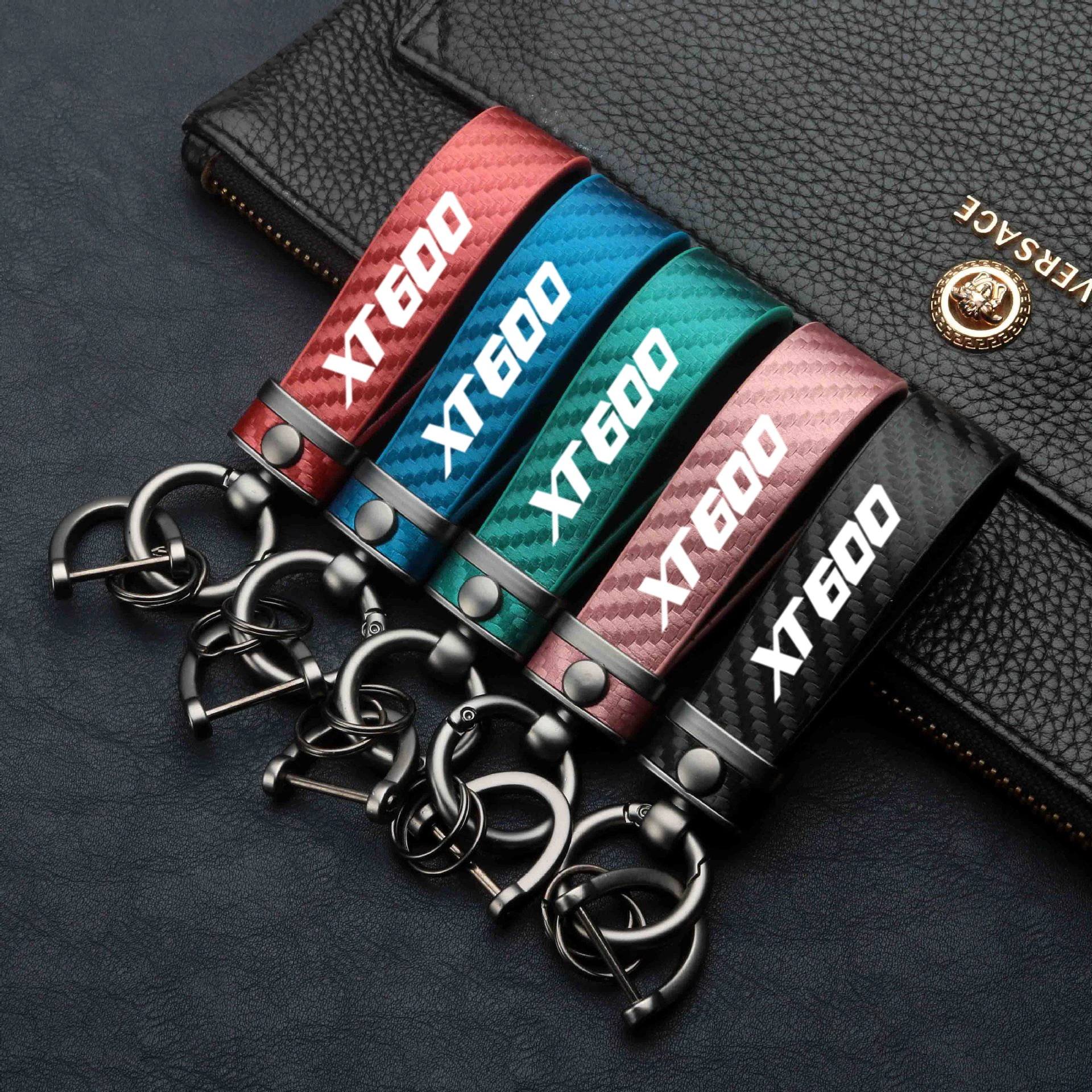 

High-Grade Carbon Fiber Pattern Motorcycle Keychain for YAMAHA XT600 XT 600 XT600E XT600 E XT 600 EMotorcycle Accessories