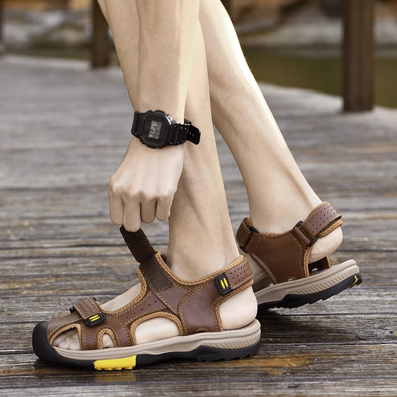 2023 Men's Shoes Summer Outdoor Student Sandals Anti slip Soft Bottom River tracing Sports Flat Bottom Beach Shoes