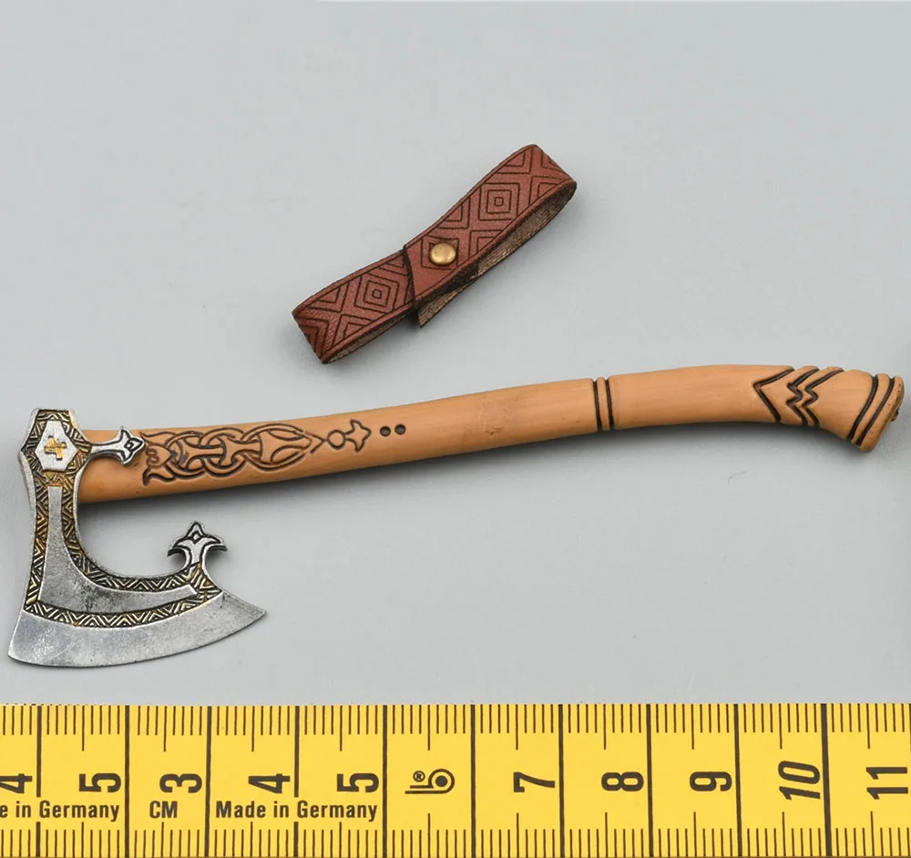 

COOMODEL EL002 1/6 Vintage Viking Conquerors Warrior Berserker King Conflict Long Short Axe with Unique Pattern Scene Component