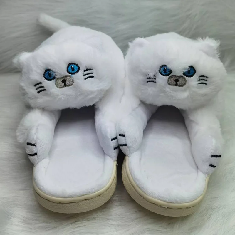 Winter Plush Slippers for Women Funny Designer Hug Cat Ladies Indoor Home Kawaii Slides Slippers Cuddly Cat Girls Gift Slipper