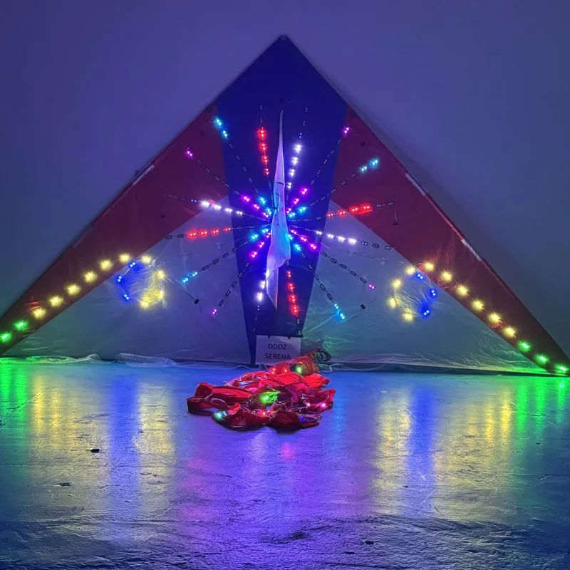 4 квадрата большой треугольный ночной светодиодный змей delta постоянно меняющийся