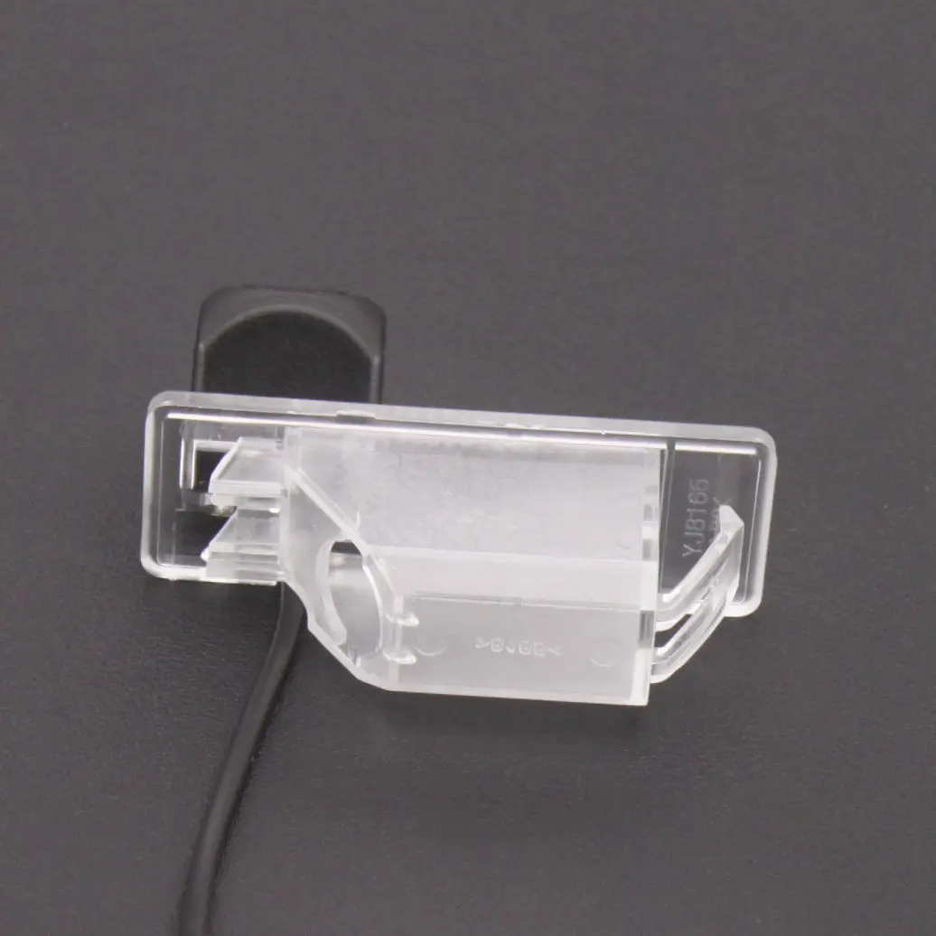 Автомобильная камера заднего вида для Nissan Bluebird