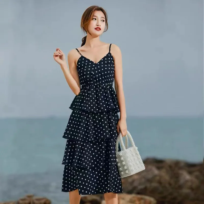 

Polka Dot Suspender Dress Women V-neck Seaside Holiday Elegant Sweet Mid-length Dress Summer 2022 New Slim Lotus Lace Cake Dress
