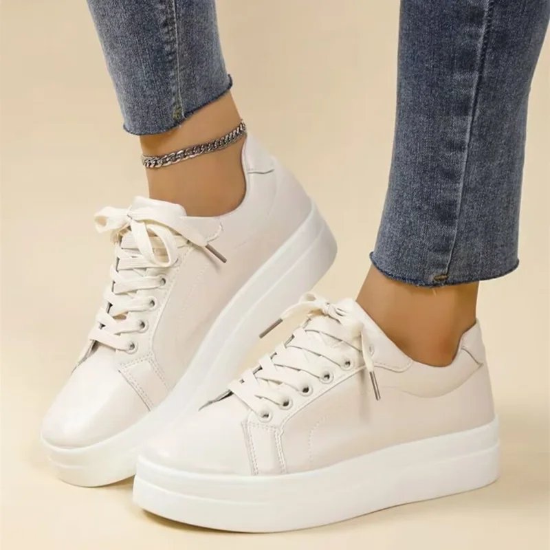 Купи Platform Shoes for Women Sneakers Woman Sport Lace Up Vulcanized Women's Outdoor New Shoes Plus Size 42 Tenis De Mujer за 1,096 рублей в магазине AliExpress