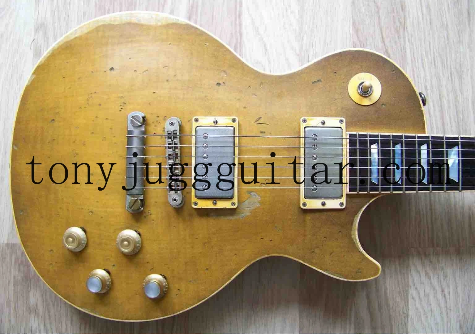 

Collectors Choice #2 Gary Moore Tribute 1959 Unburst Butterscotch Flame Maple Top Relic Elecitrc Guitar One Piece Mahogany Body