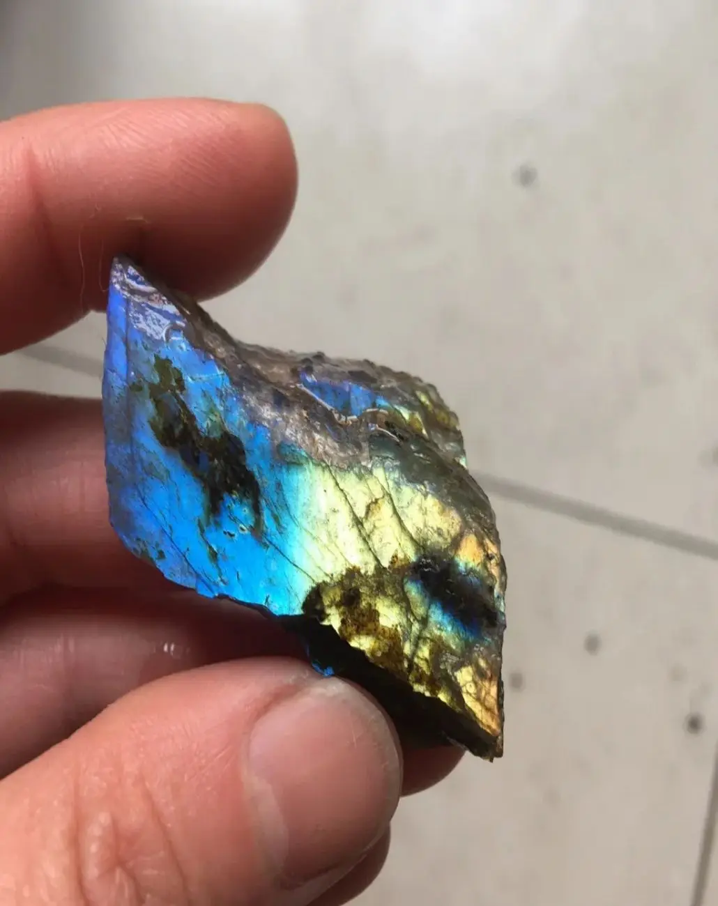 Natural Crystal Stone Feldspar Can Do Pendant Treatment Energy Discoloration Moonlight Stone Stone Mineral Specimen Carving