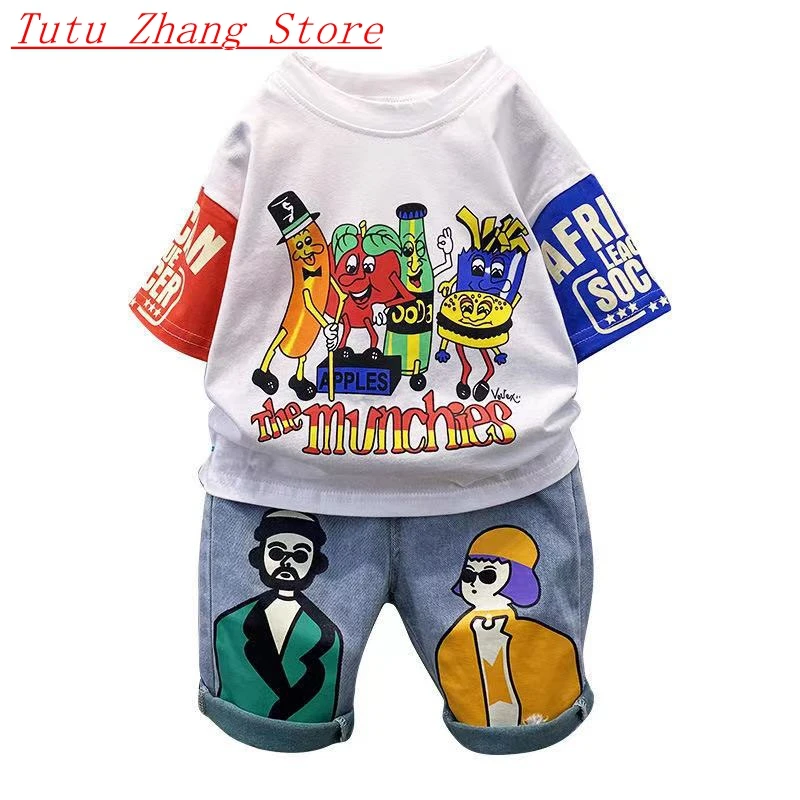 

Летние костюмы для мальчиков, Детская летняя одежда, модные корейские топы с короткими рукавами и шитьем из мультфильма, джинсовые шорты, ин...